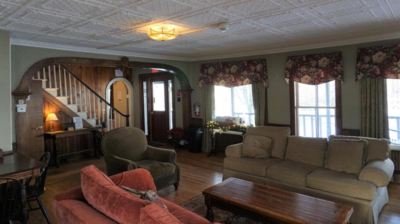 Smugglers Notch Inn Jeffersonville Eksteriør bilde